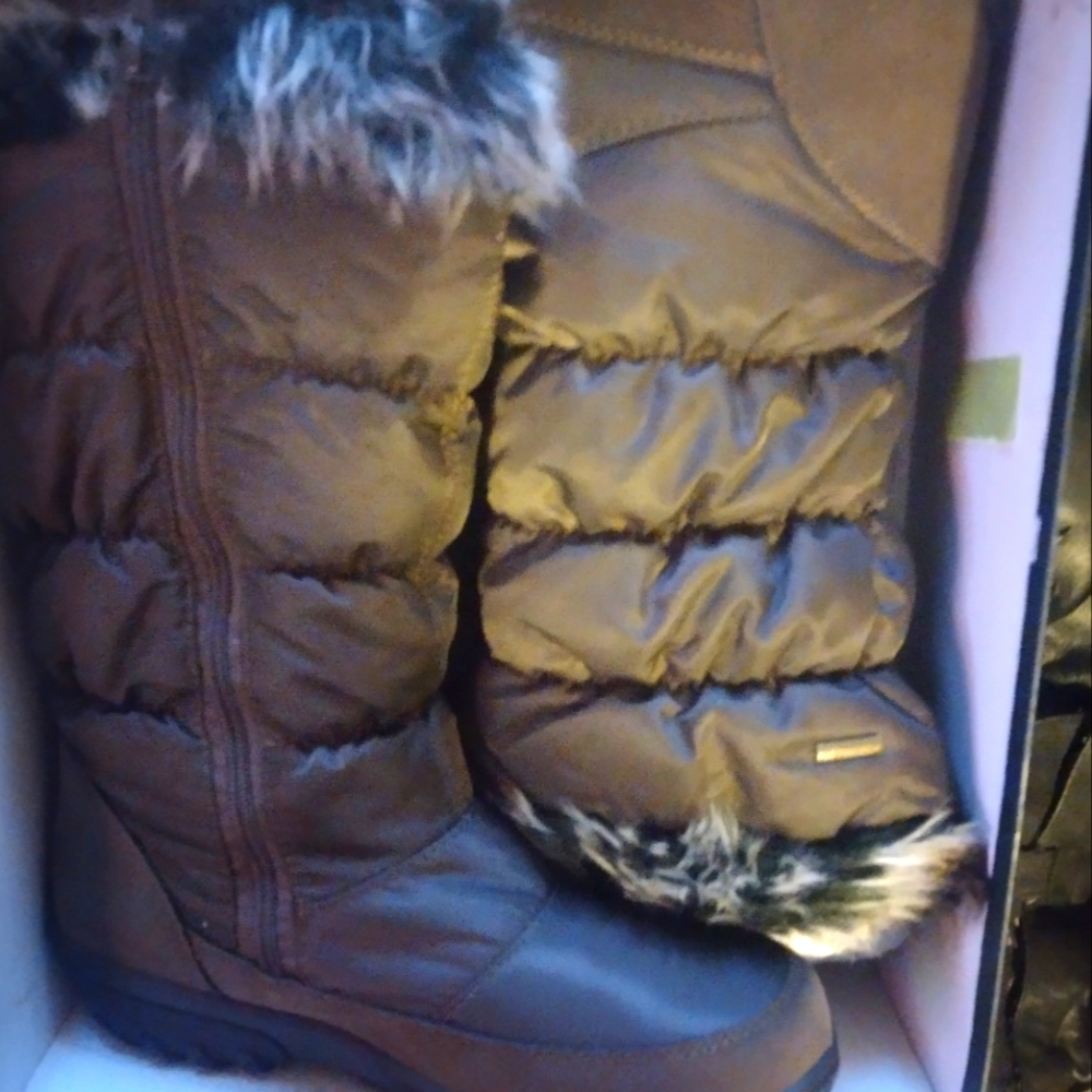Women's boots